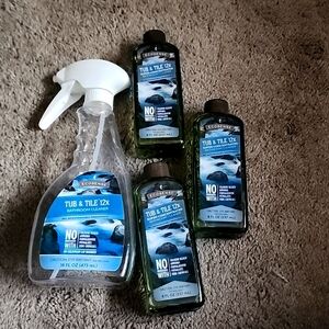 Melaleuca Tub & Tile 12x